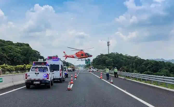 渭城区高速公路汽车救援案例